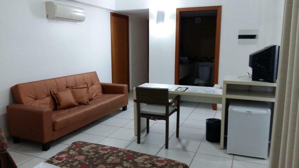 Suítes Lê Jardin Caldas Novas Extérieur photo